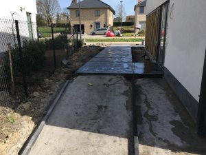 Terras met gepolierde beton